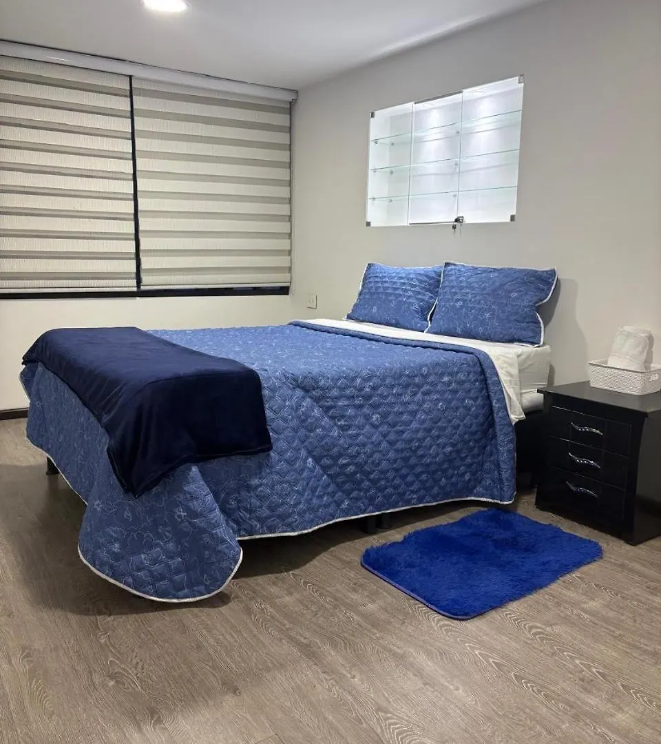Dorado Inn - Cerca Al Aeropuerto - Habitacion 401 Проживание в семье