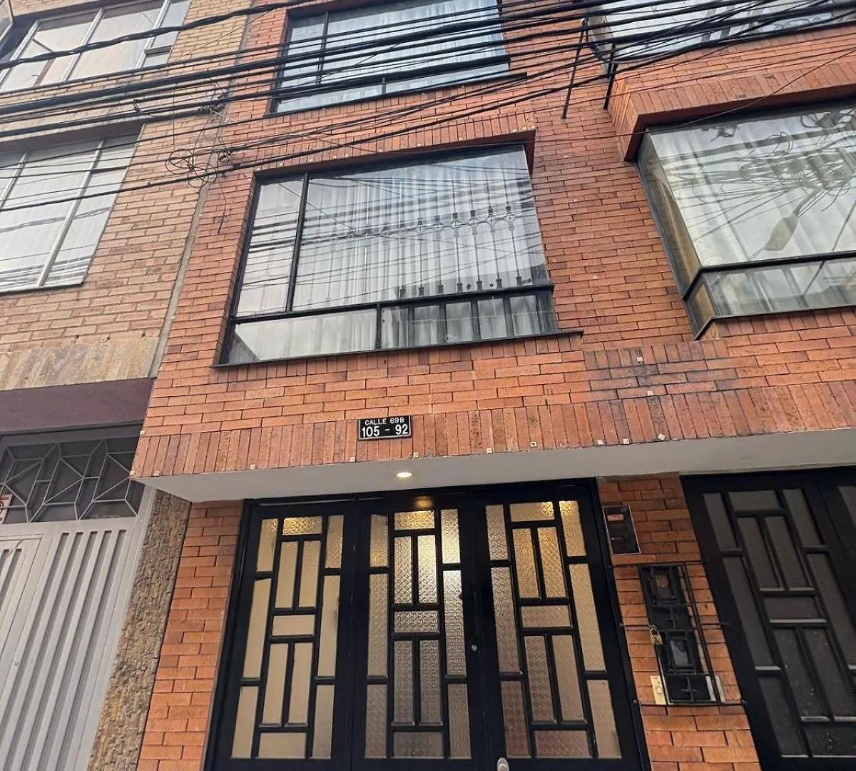 홈스테이 Dorado Inn - Cerca Al Aeropuerto - Habitacion 401 콜롬비아